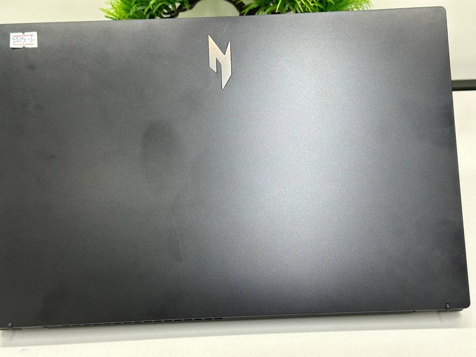 Acer Nitro V15 ryz en 5-7 (2