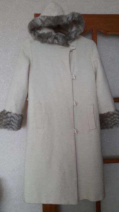 Пальто жен деми 44-46раз.