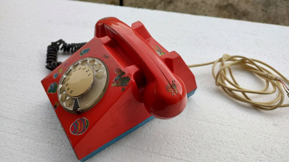 Vând telefon românesc vintage