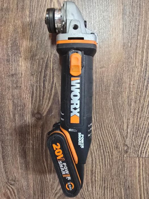 SET  scule Worx WX100 -P-