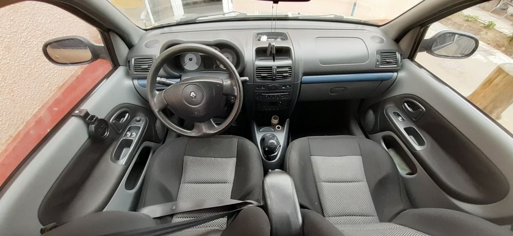 Vând Renault Clio Symbol