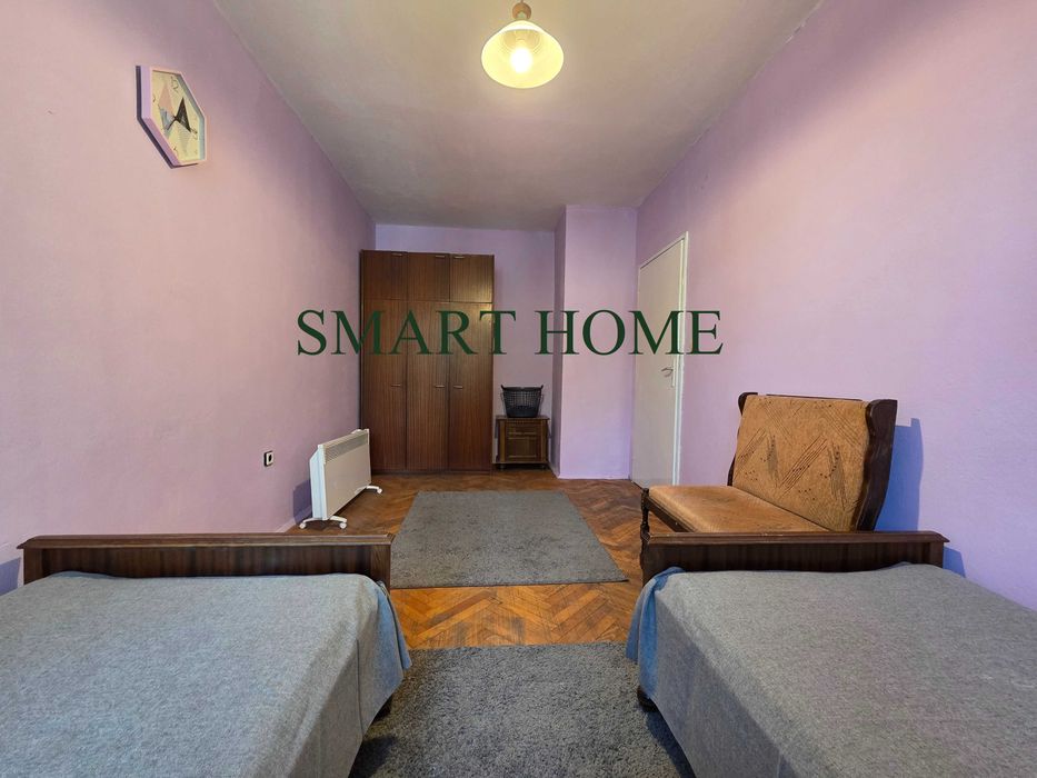 Дава се под наем Двустаен апартамент в Велико Търново, Колю Фичето - 65 кв.м за 280.5 € - Снимка #1