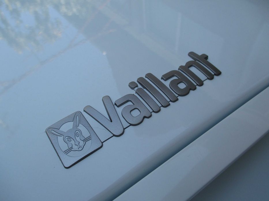 Centrala termica Gaze Marca Vaillant Ecotec~Plus VC DE 126/3-5 R3