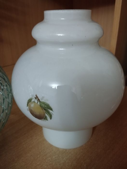 Продам плафоны,бра