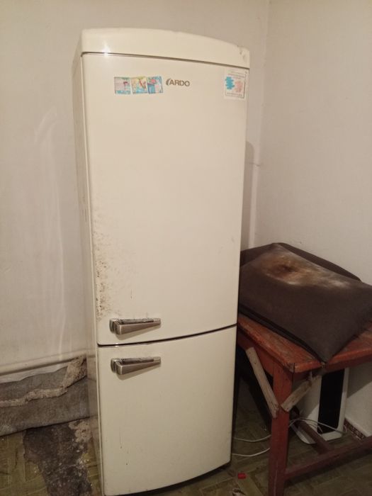 Холодильники  двухкамерные в Алматы