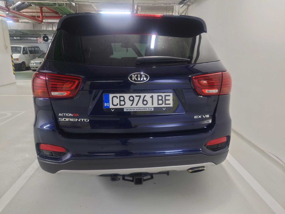 Продавам Kia Sorento EX V6 3.3 290 конски сили Пробег: 30000