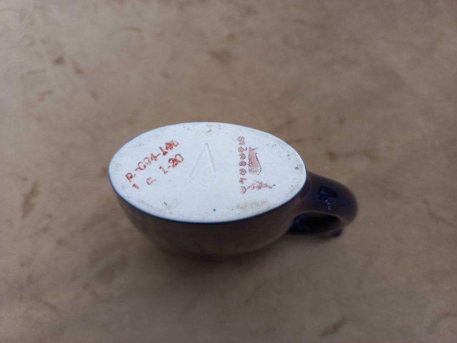 Посуда/ Поильник