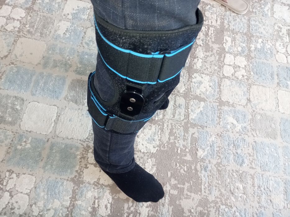 Ортез, наколенники