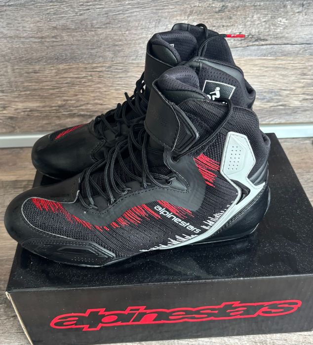 Ботуши за Мотор 42 номер