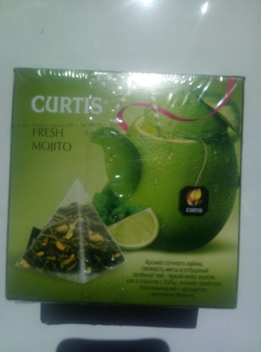 Чай зеленый и черный.