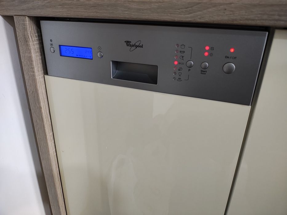 Mașină de spălat vase