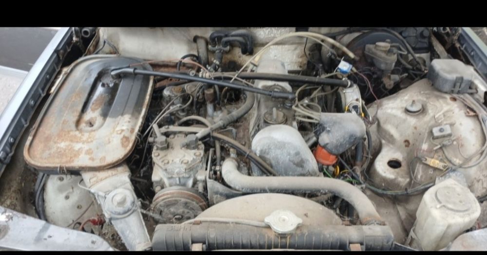 Mercedes 123 2.0i 1986