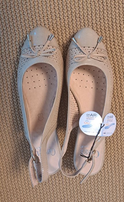 Pantofi sandale noi 39 piele naturala bej