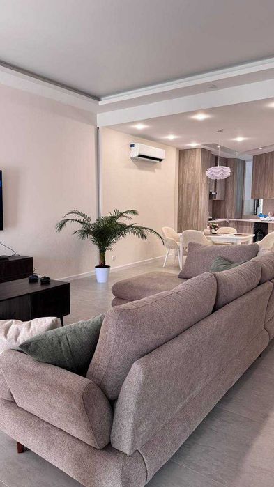 м. Айбек 1эт. 85м2