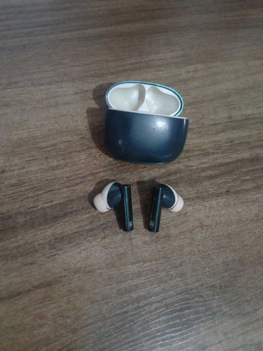 беспроводные наушники