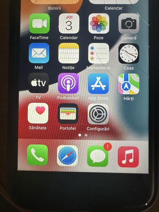 Vand iphone 7 foarte bun