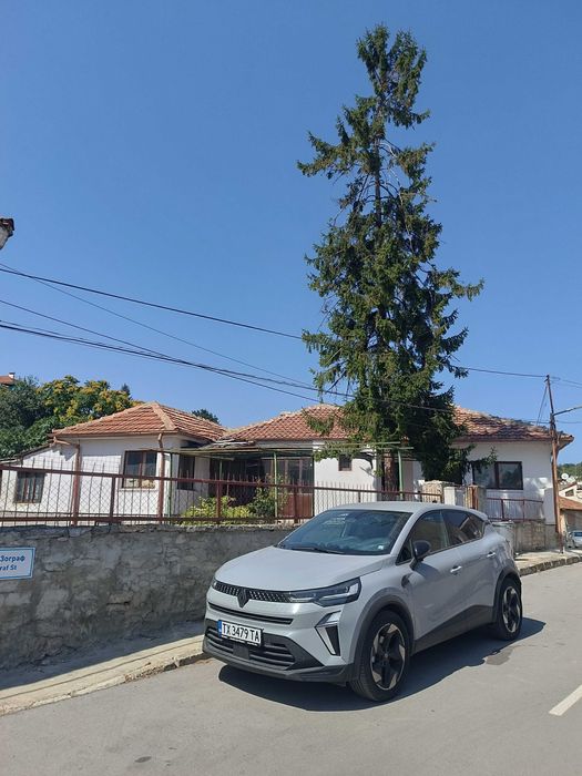 Продавам къща в Балчик- центъра, до старата автогара