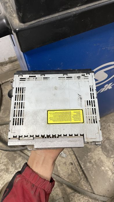 Мафон Pioneer DEH-4000UB