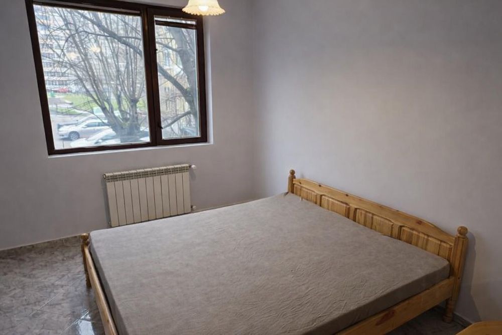 Дава се под наем Двустаен апартамент в София, Банишора - 65 кв.м за 628.32 € - Снимка #2