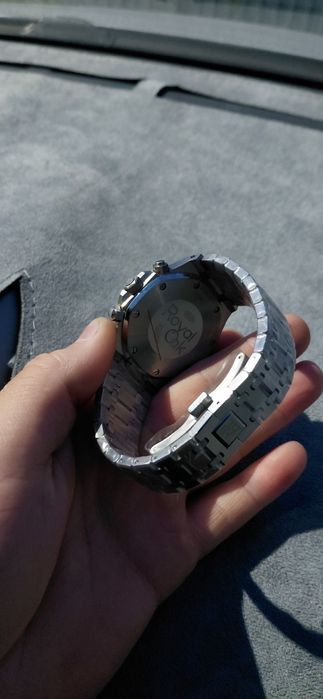 Продам мужские часы