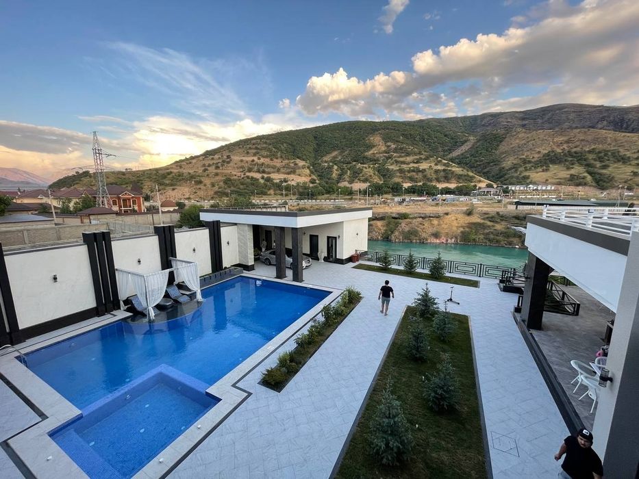 Сдается шикарная дача  Блек Стар с видом на Горы и море