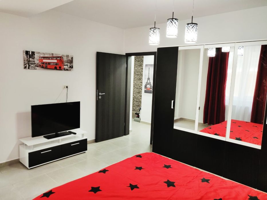 Apartament 2 cam de închiriat termen lung, inclusiv vara