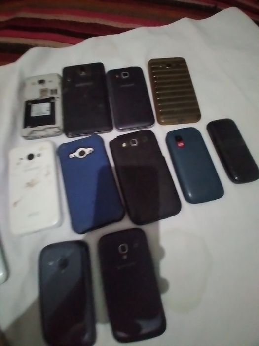 Telefonlar sotiladi optim 83 ta telefon 1 mln 200 ming so'm