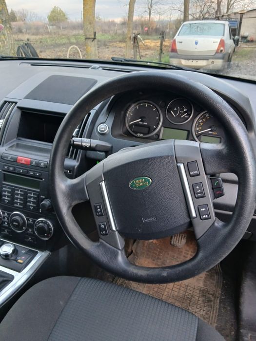 Vând Land Rover Freelander