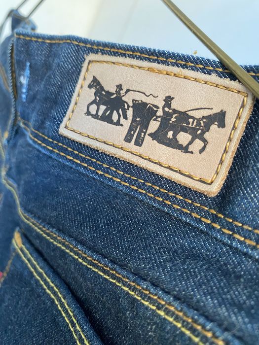 Levi’s 570 Straight Fit – Dark Rinse W31