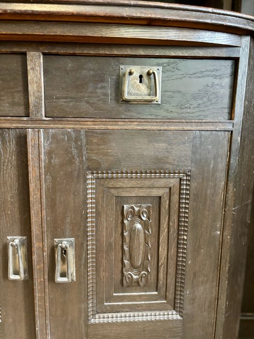 Ретро/винтидж бюфет 2 броя - дърво масив с дърворезба