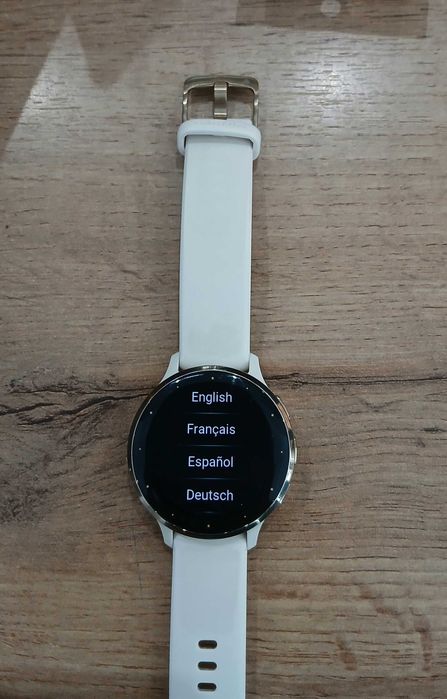 Часовник GARMIN Venu 3S