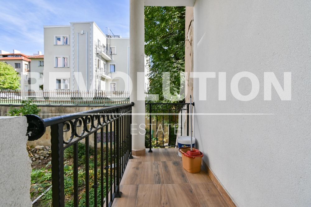 Дава се под наем Многостаен апартамент в София, Докторски паметник - 108 кв.м за 1100 € - Снимка #11