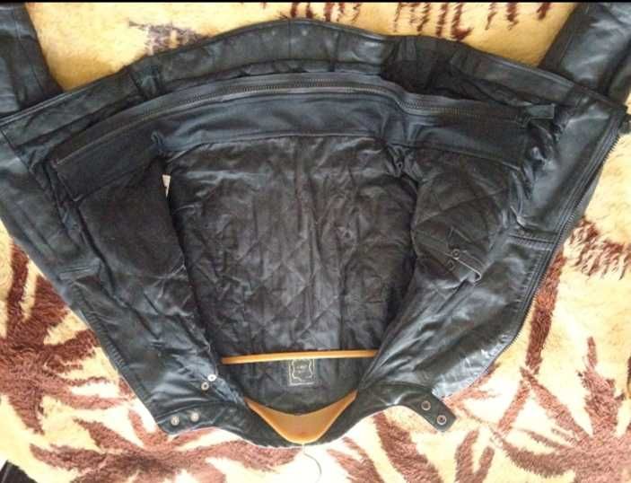 Кожено мото яке.