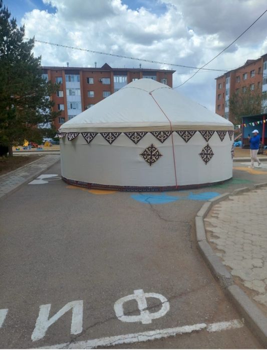 Киіз үй жалға беріледі.