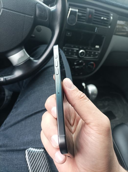 iPhone 16 Pro Max Black titan