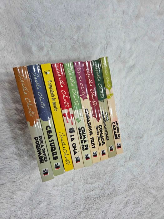 Set 9 carti Agatha Christie – Editura RAO/Litera, stare foarte buna