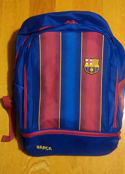 Нова раница Barcelona + подаръци