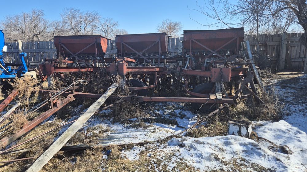 Продам сеялки 2.1 в хор состояние.