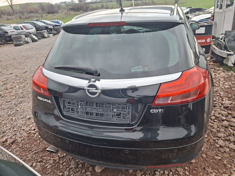 Опел Инсигния 2.0д 130к.с на части