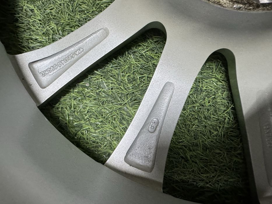 Диски титанки R18 5x114.3 ЦО73.1