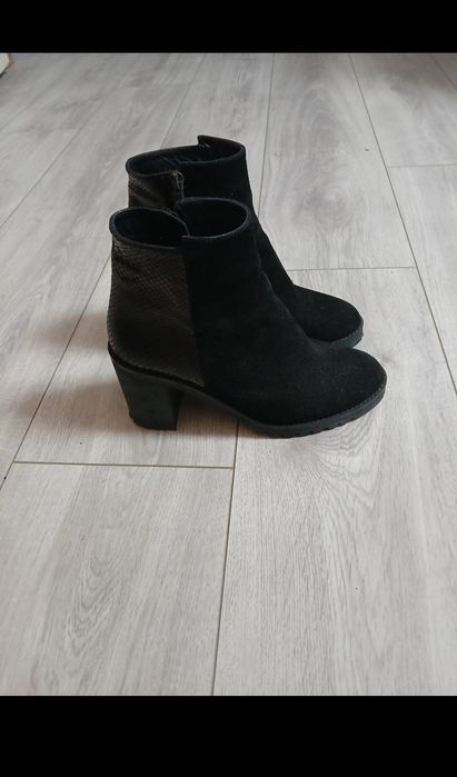 Botine / ghete piele intoarsa Dasha