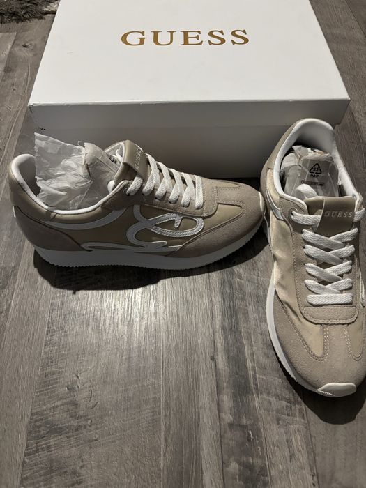 Дамски маратонки Guess