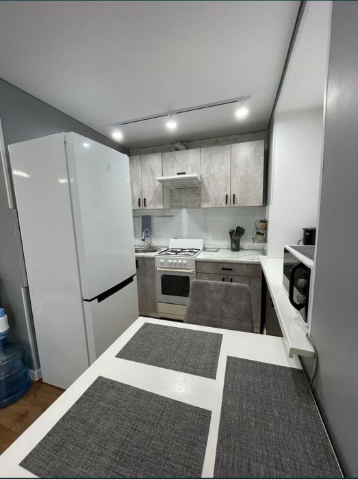 Продам 3 ком кв 57 м2 в районе революции