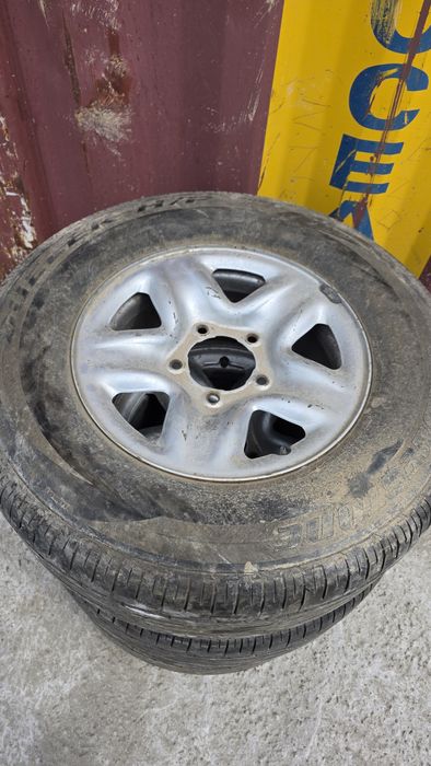 Шины с дисками Toyota 285/65/17