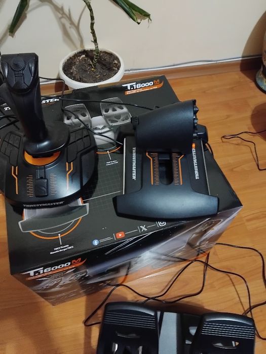 Гейминг комплект  thrustmaster t 16000m