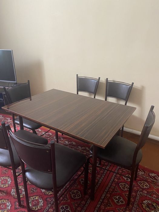 Ustar kursi yangi judayam qulay temirdan bolgan