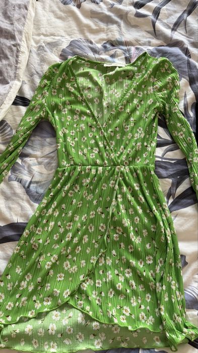 Отдам женские вещи