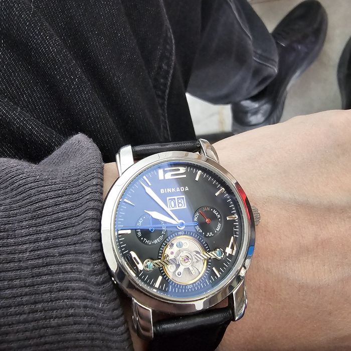 Часы наручные механические