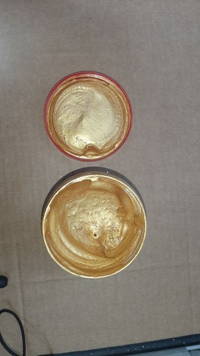 Акриловая краска