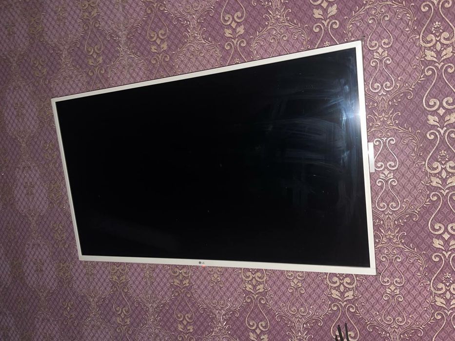 Orginal LG UHD TV 43  108cm